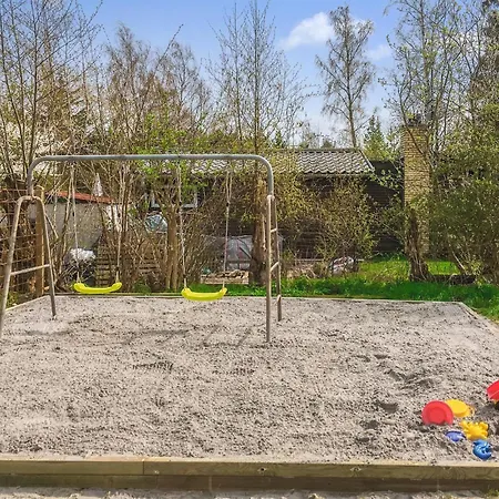 Semesterbostad 3 Bedroom Lovely In Vaeggerlose
