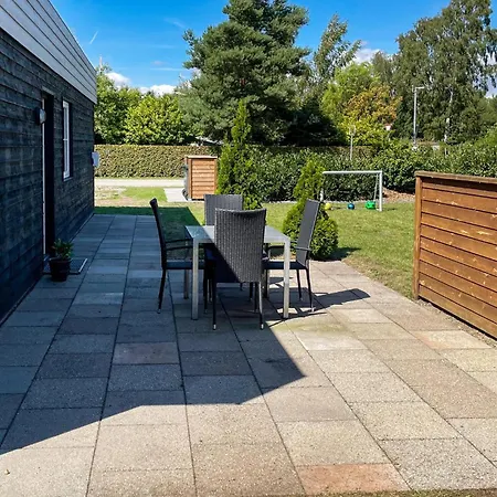3 Bedroom Lovely In Vaeggerlose Semesterbostad